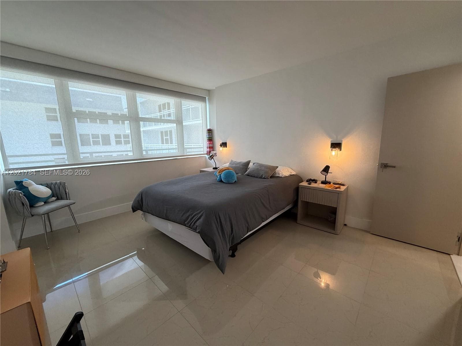 2030 Ocean Dr 2118 photo 15