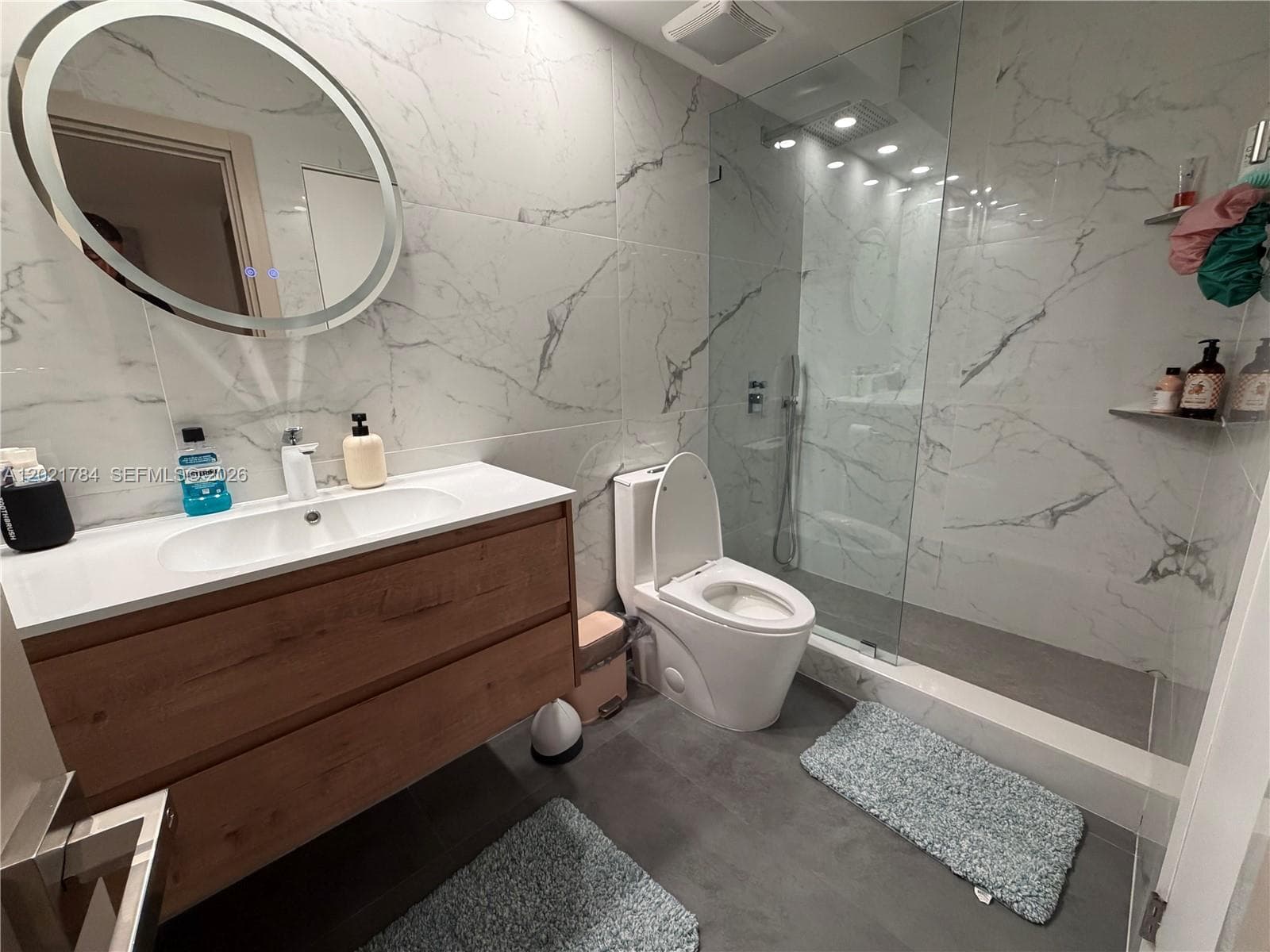 2030 Ocean Dr 2118 photo 11