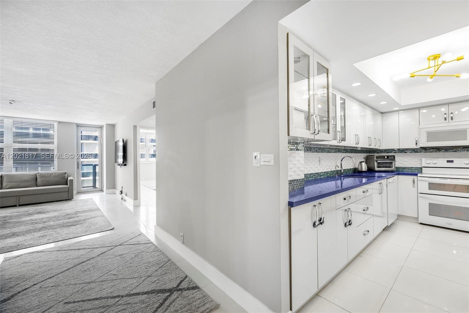 9511 Collins Ave 1202 photo 3
