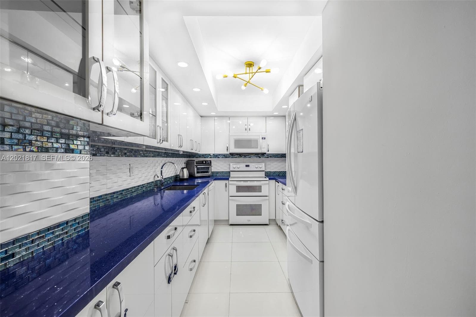 9511 Collins Ave 1202 photo 4