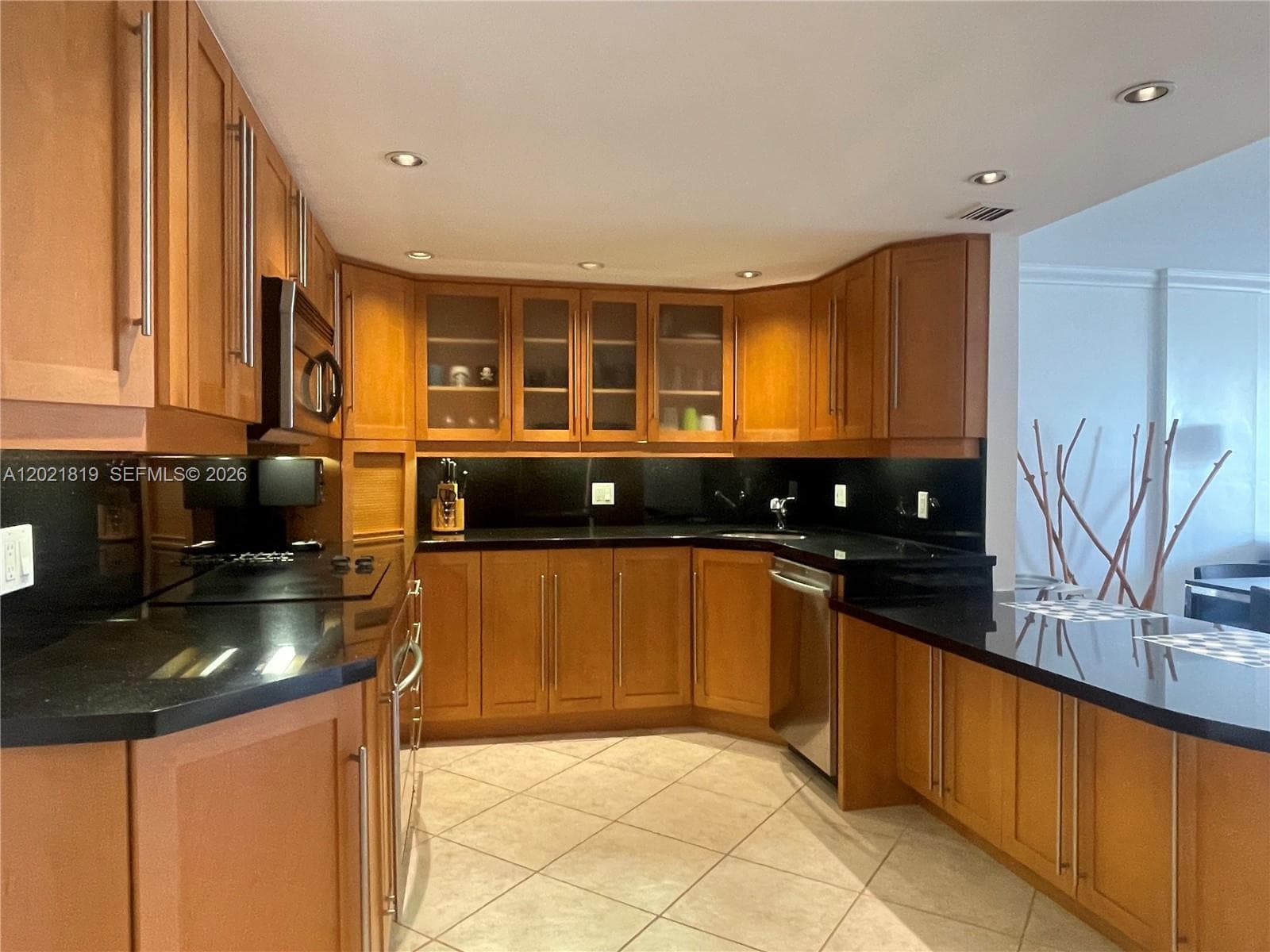 199 Ocean Lane Dr 413 photo 10