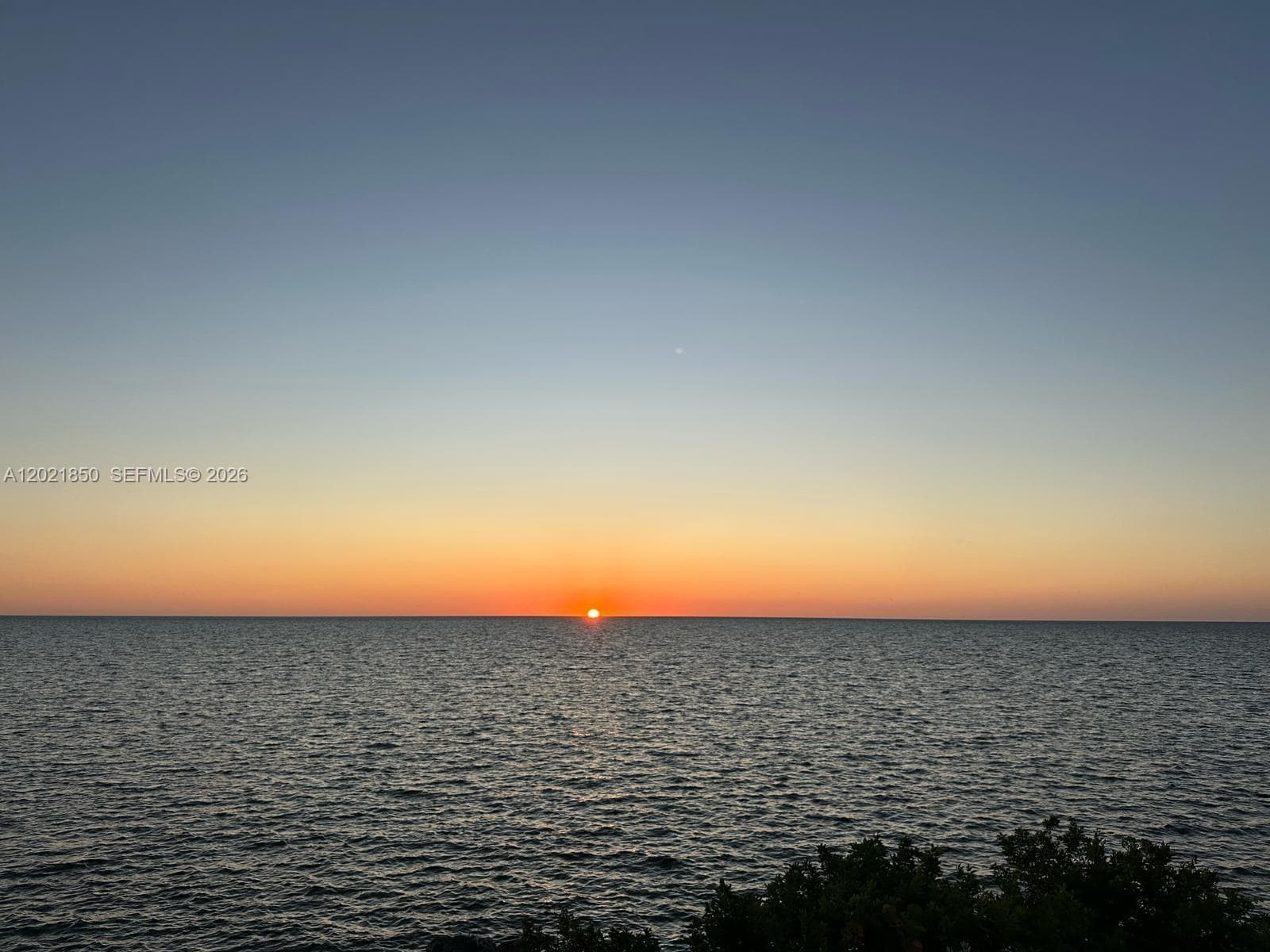 172 Valois Blvd photo 12