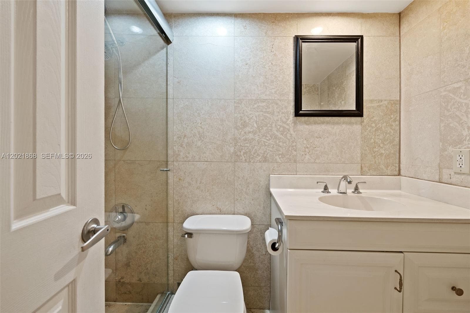 3001 Ocean Dr 119 photo 13