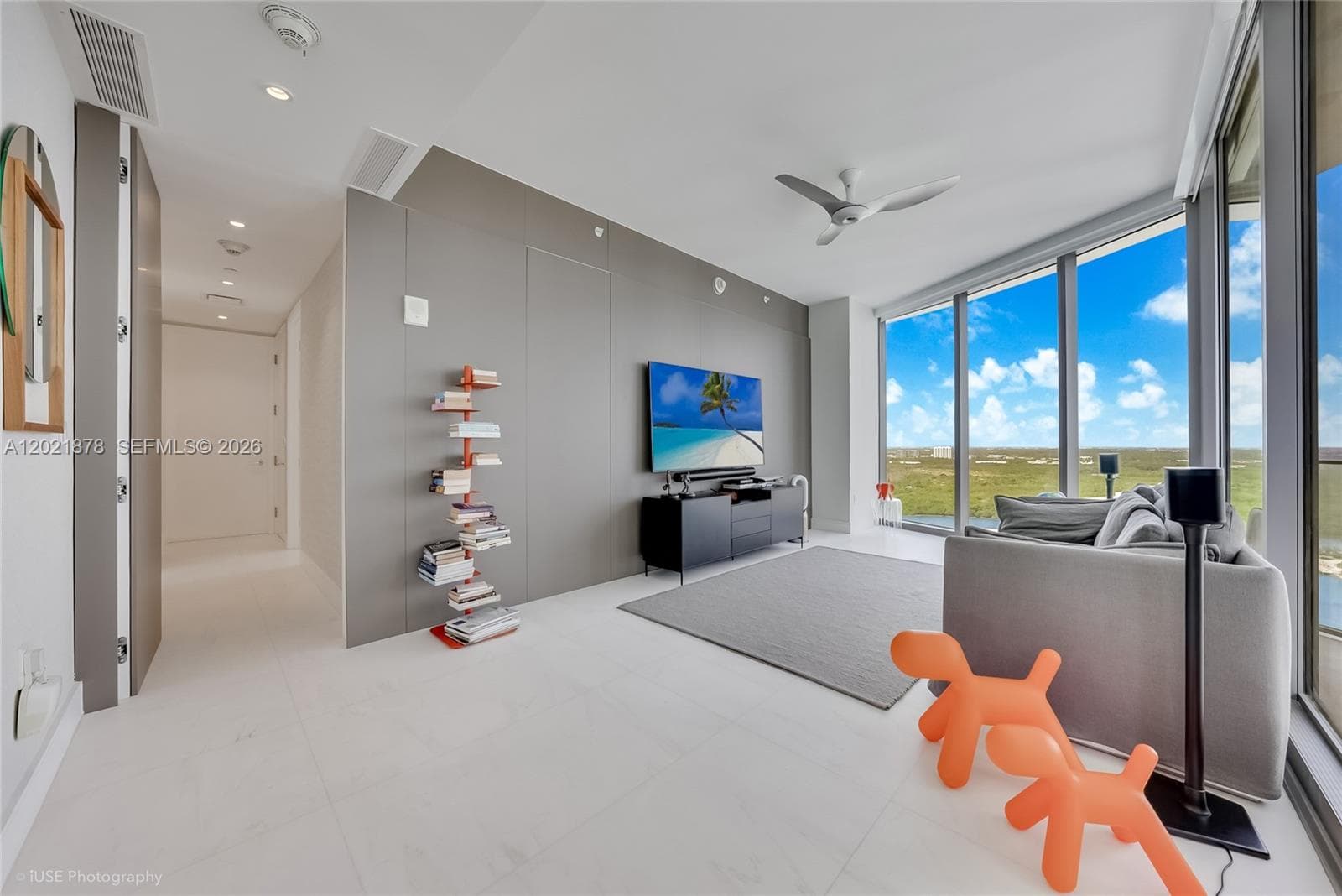 15701 Collins ave 3001 photo 2