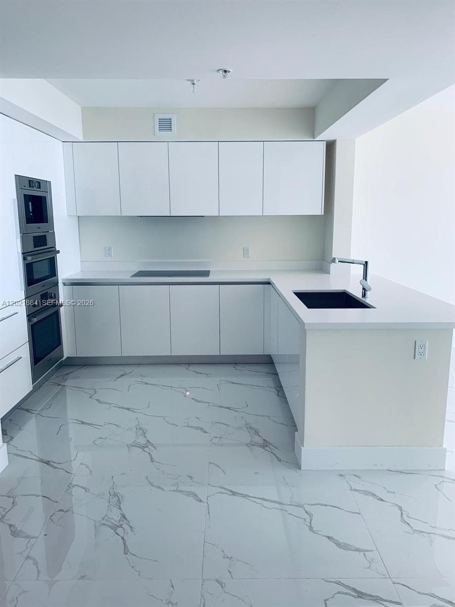 330 Sunny Isles Blvd 5-1006 photo 4