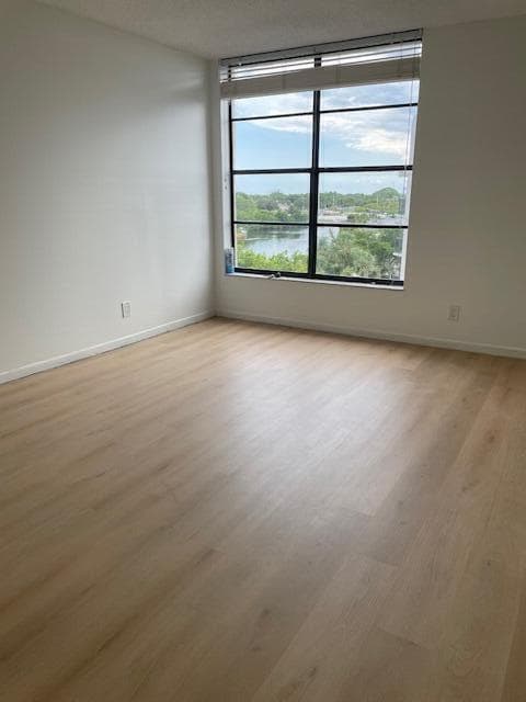 20 Royal Palm Way 6010 photo 7