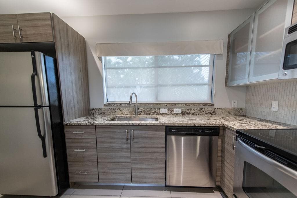 64 Isle Of Venice Drive 22 photo 6