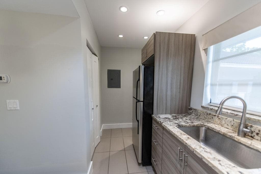 64 Isle Of Venice Drive 22 photo 7