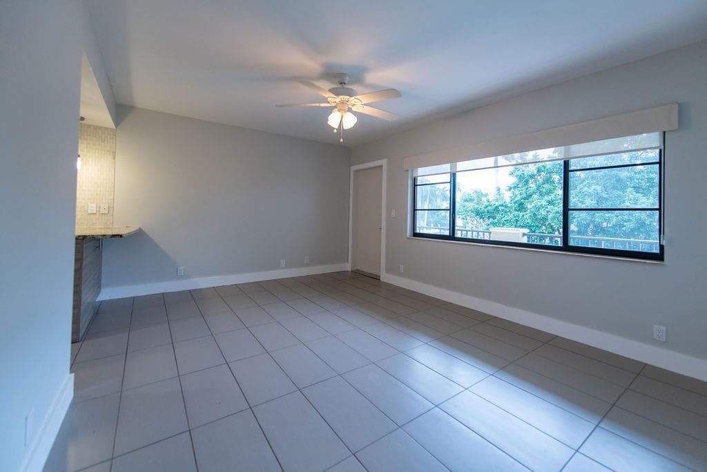 64 Isle Of Venice Drive 22 photo 3
