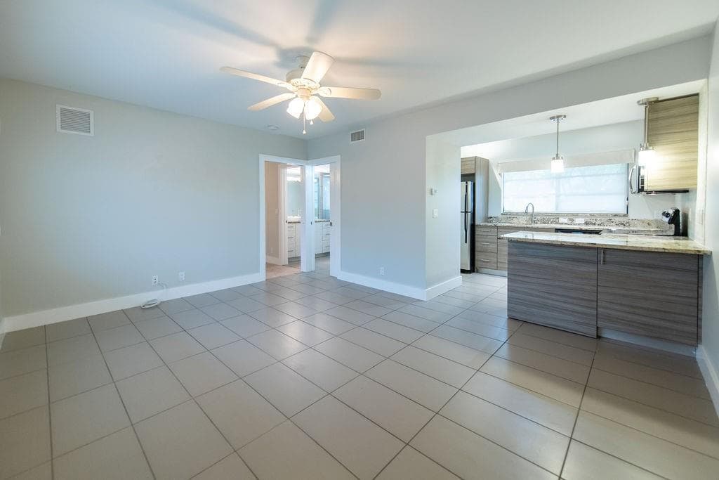 64 Isle Of Venice Drive 22 photo 1