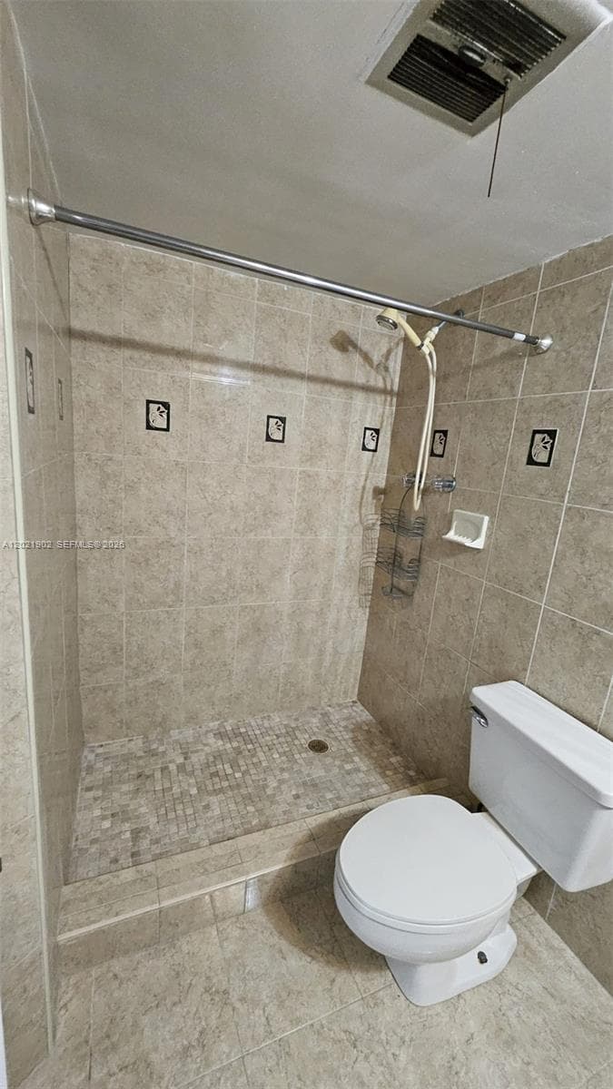 1750 191st St 325-4 photo 6