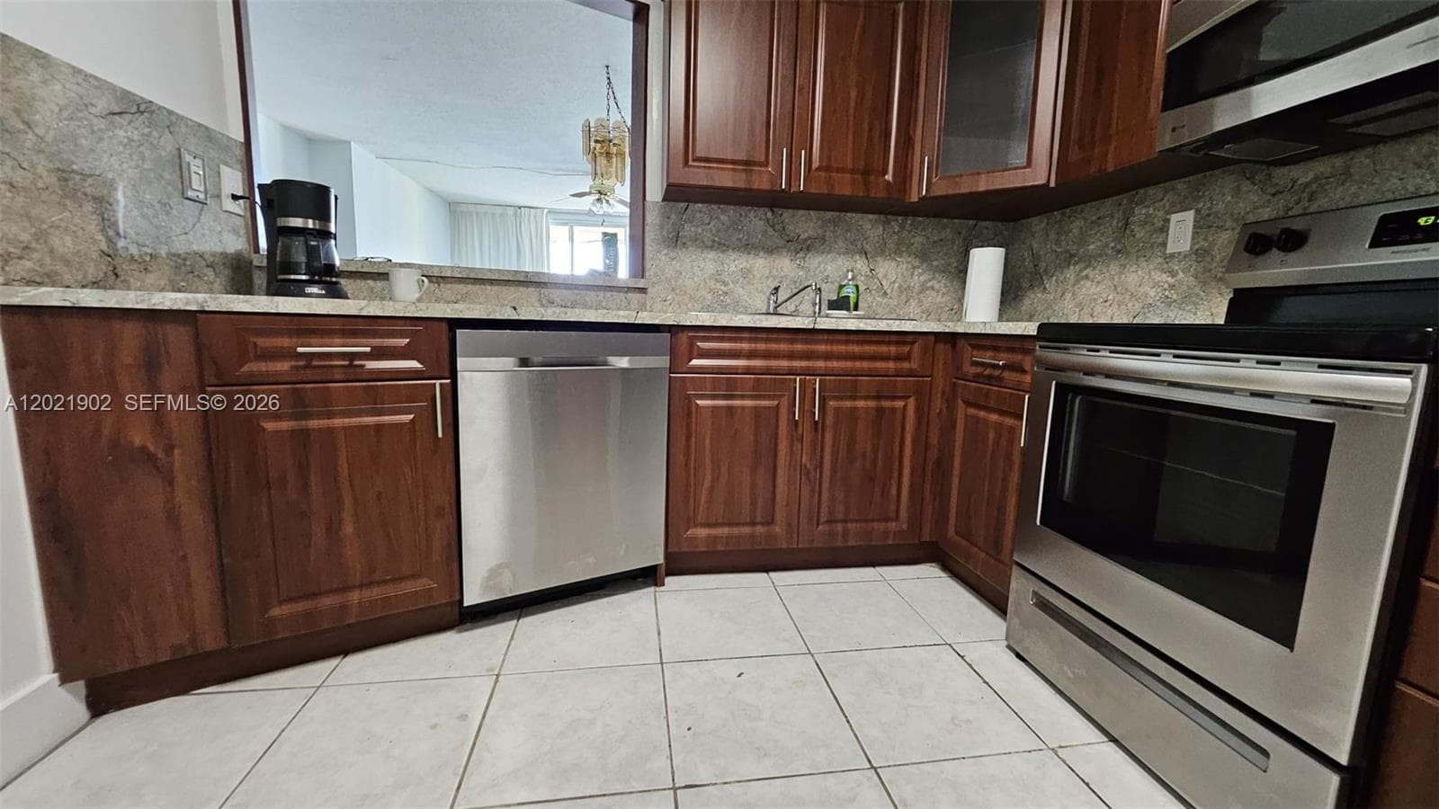 1750 191st St 325-4 photo 5