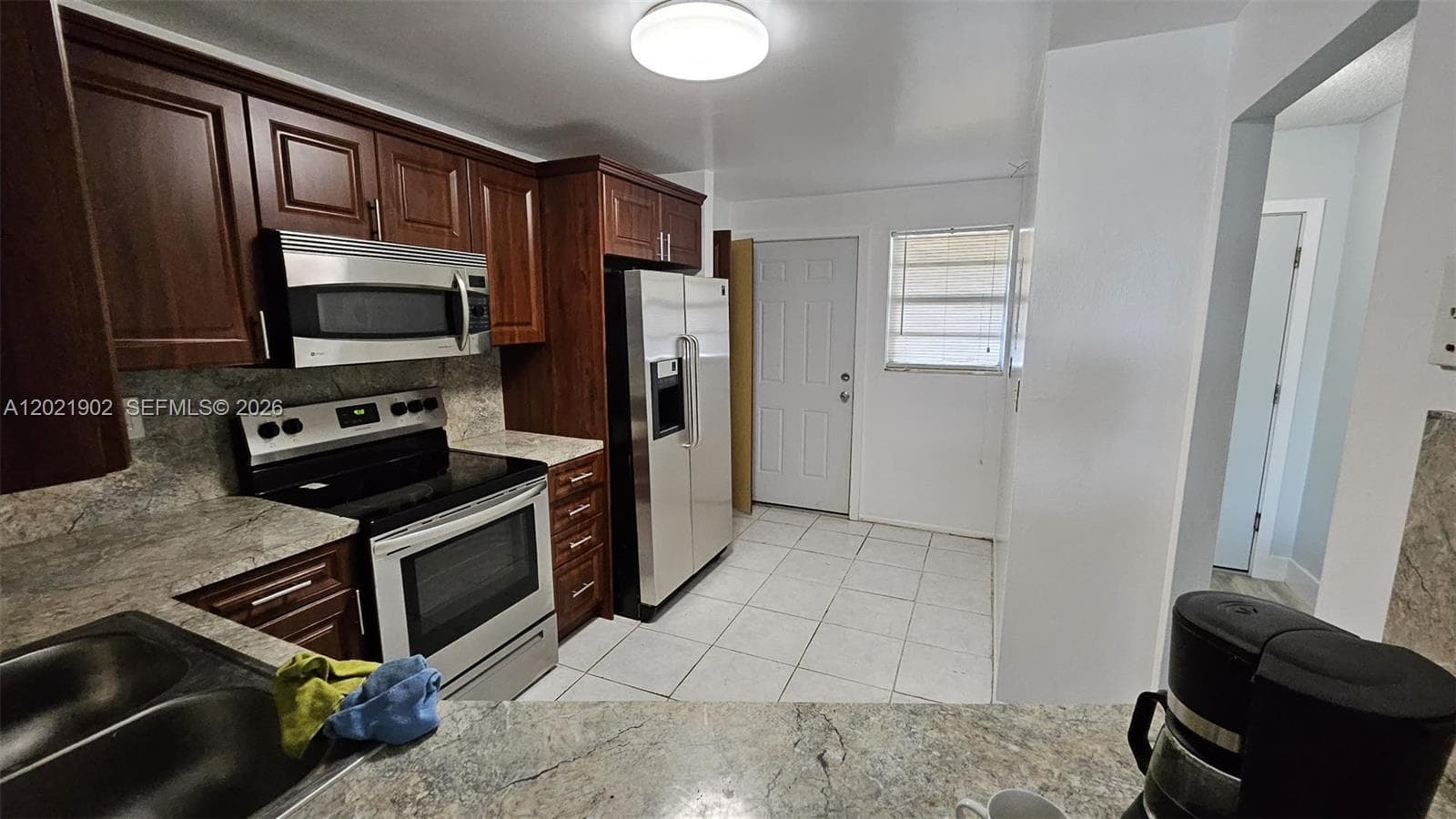 1750 191st St 325-4 photo 4