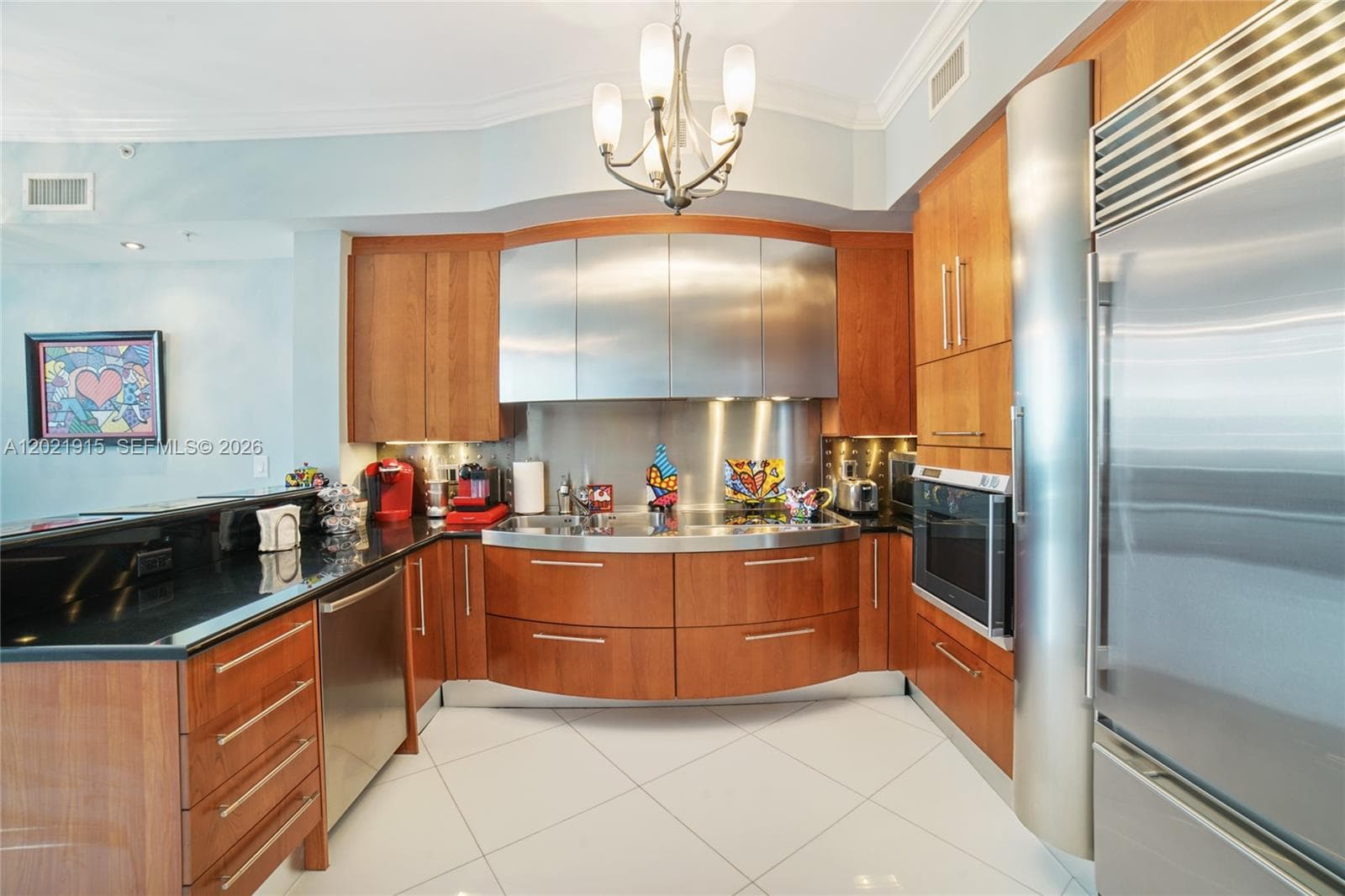 18101 Collins Ave 1906 photo 3