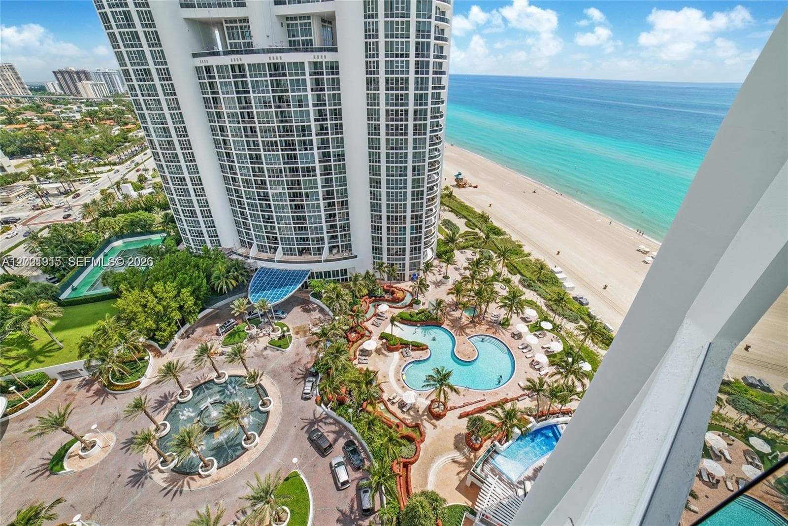 18101 Collins Ave 1906 photo 1