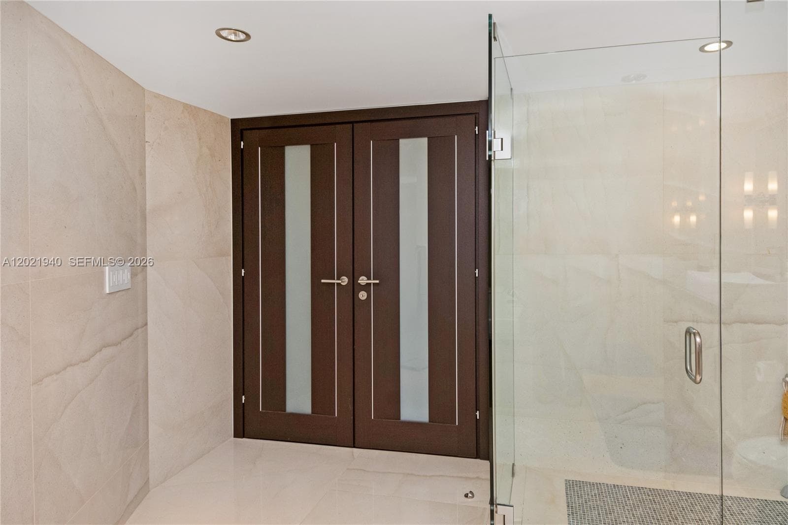 2200 Ocean Ln 1405 photo 19