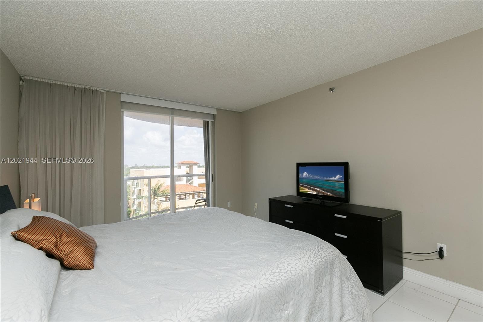 8855 Collins Ave 6F photo 11