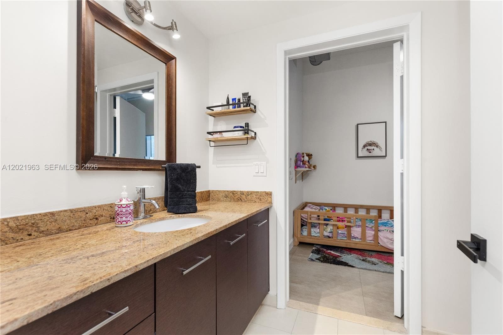 3029 188th St 405 photo 20