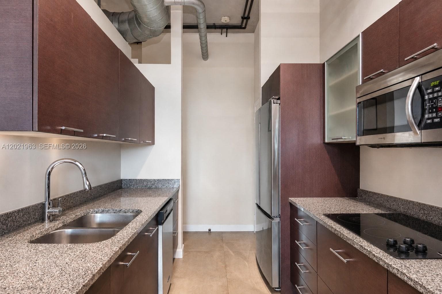 3029 188th St 405 photo 11