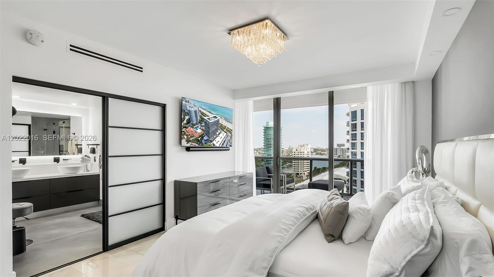 5875 Collins Ave 1807 photo 17