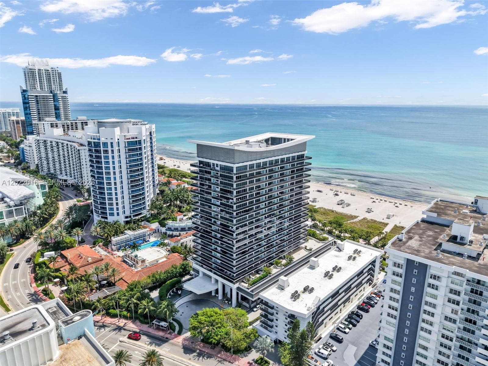 5875 Collins Ave 1807 photo 11