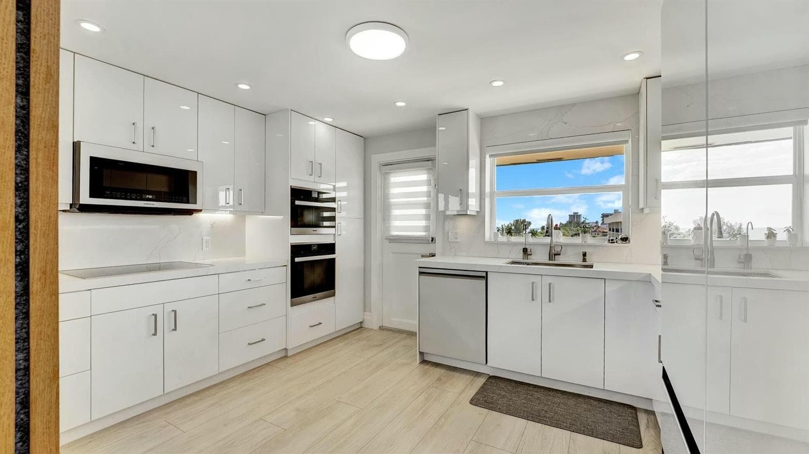 2871 N Ocean Boulevard N D502 photo 9