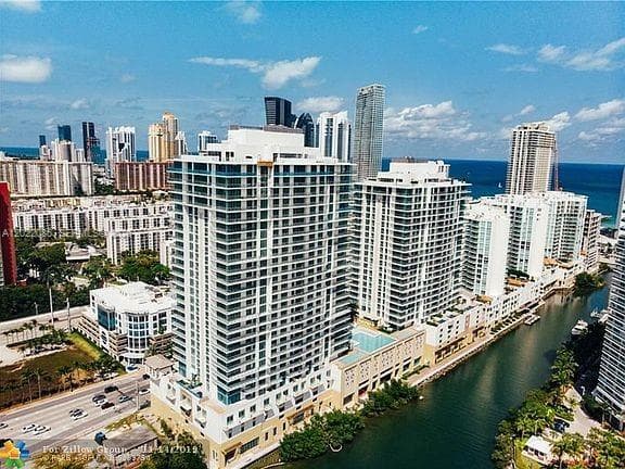 330 Sunny Isles Blvd 5-1003 photo 2