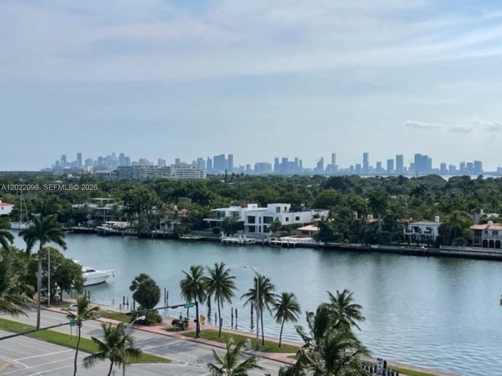 5313 Collins Ave 1004 photo 17