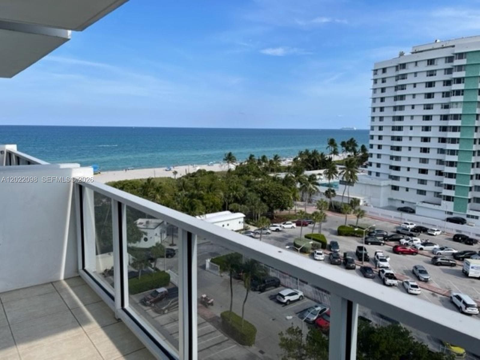 5313 Collins Ave 1004 photo 16