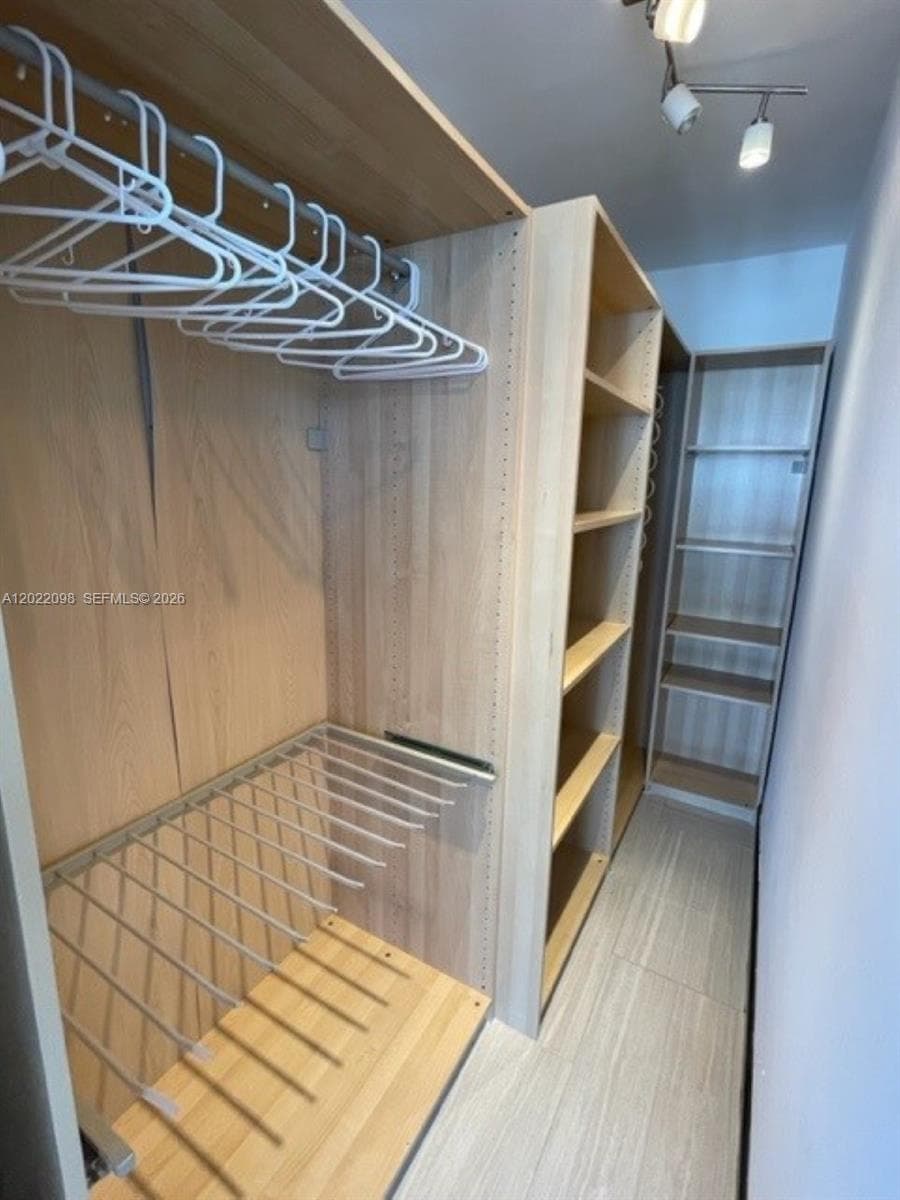 5313 Collins Ave 1004 photo 9