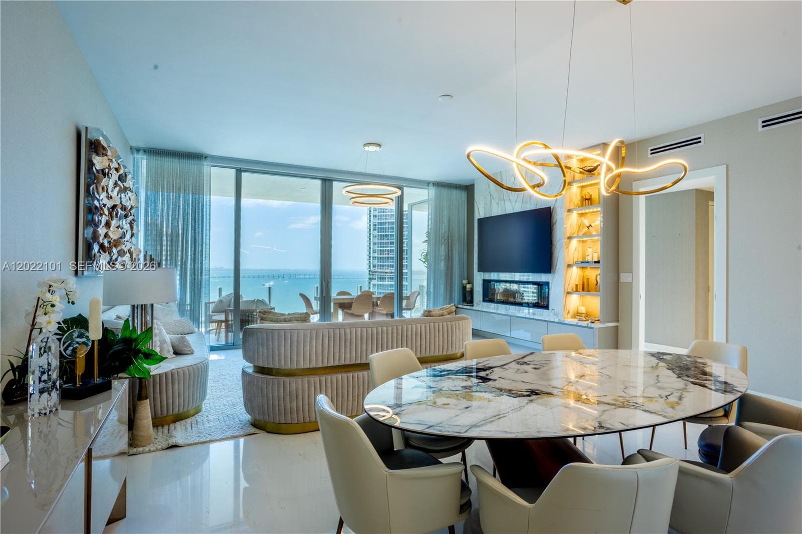 300 Biscayne Boulevard Way 2203C photo 3