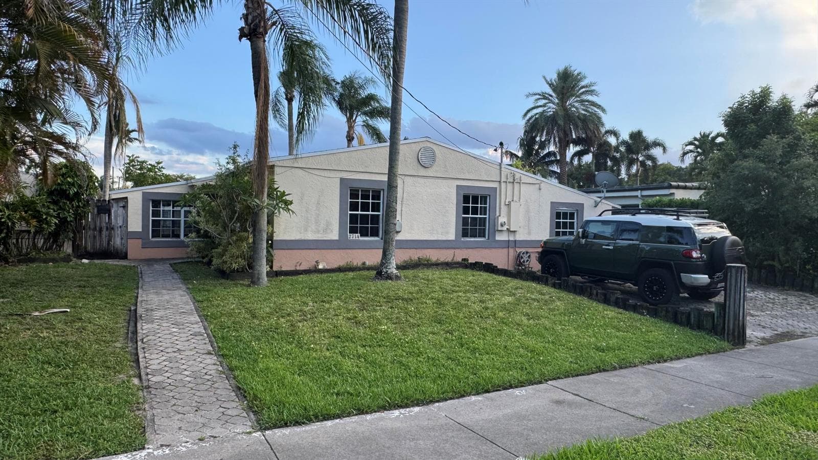 2714 Scott Street photo 24