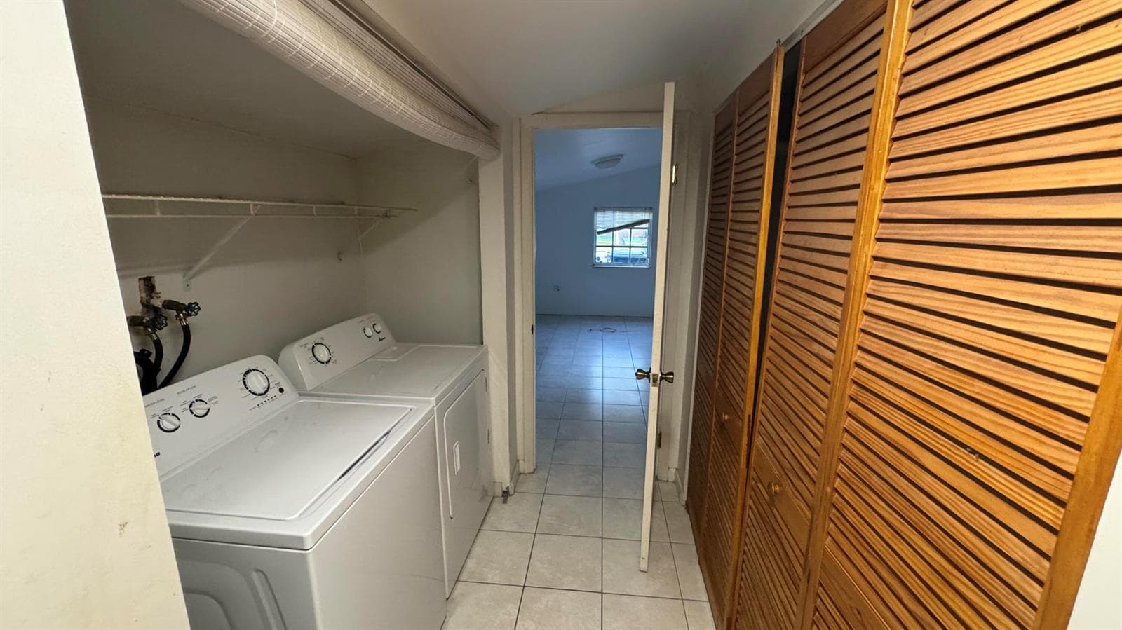 2714 Scott Street photo 14