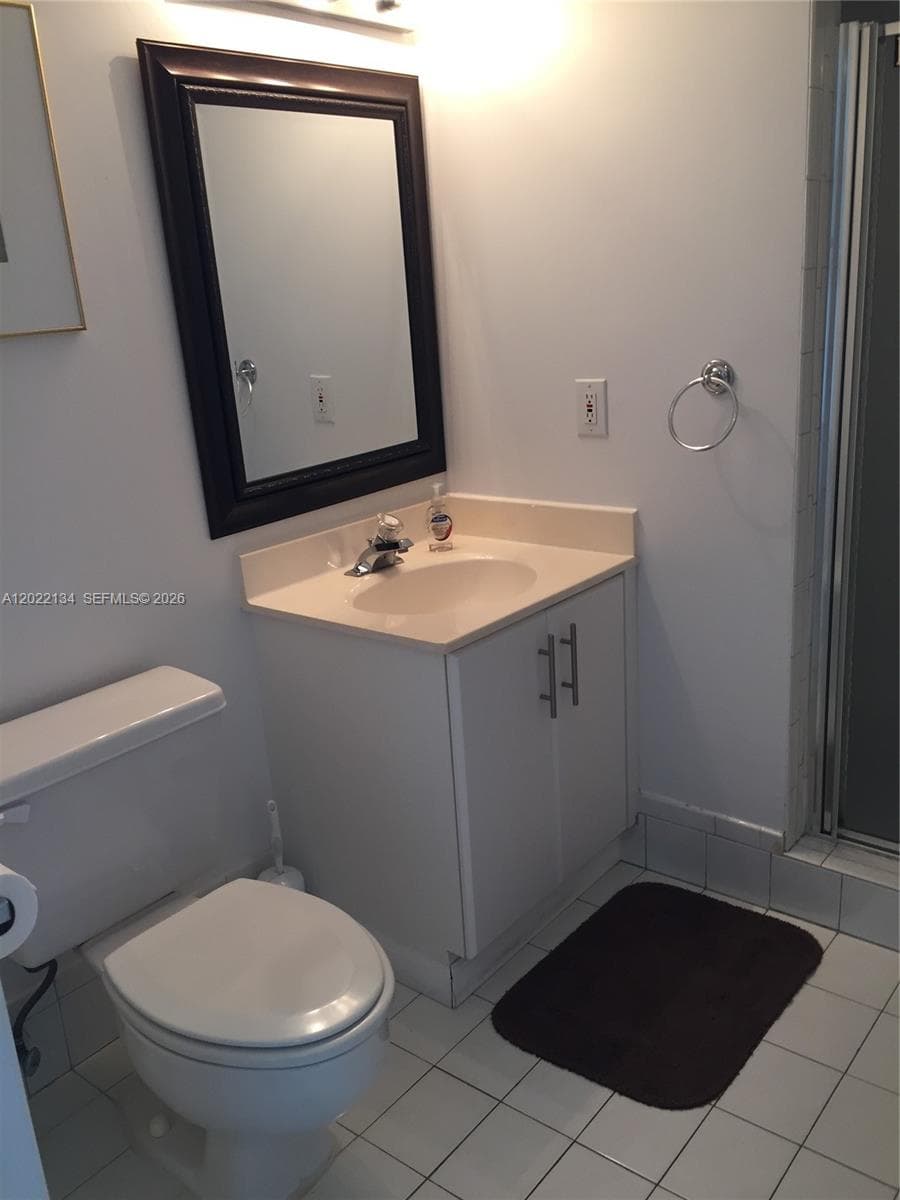 17800 Bay Rd 405 photo 7