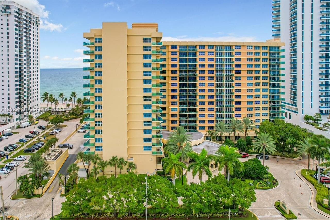 2501 Ocean Dr 328 photo 14