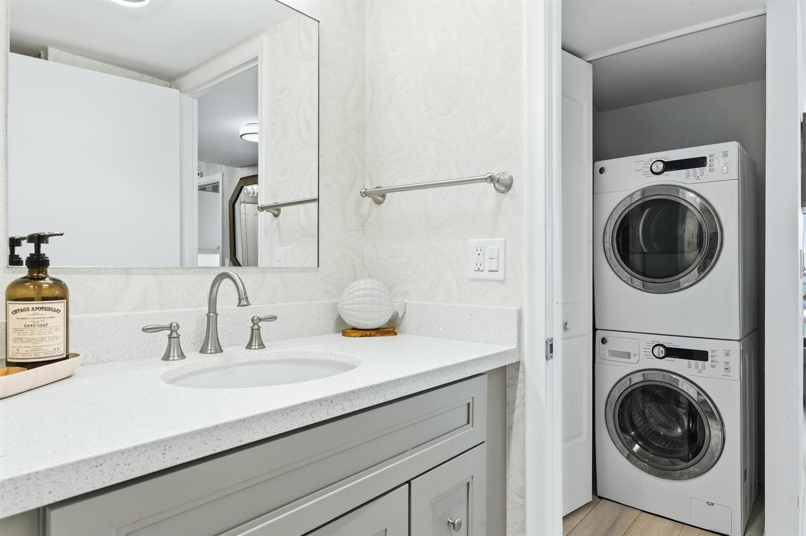 3400 N Ocean Drive 1207 photo 20
