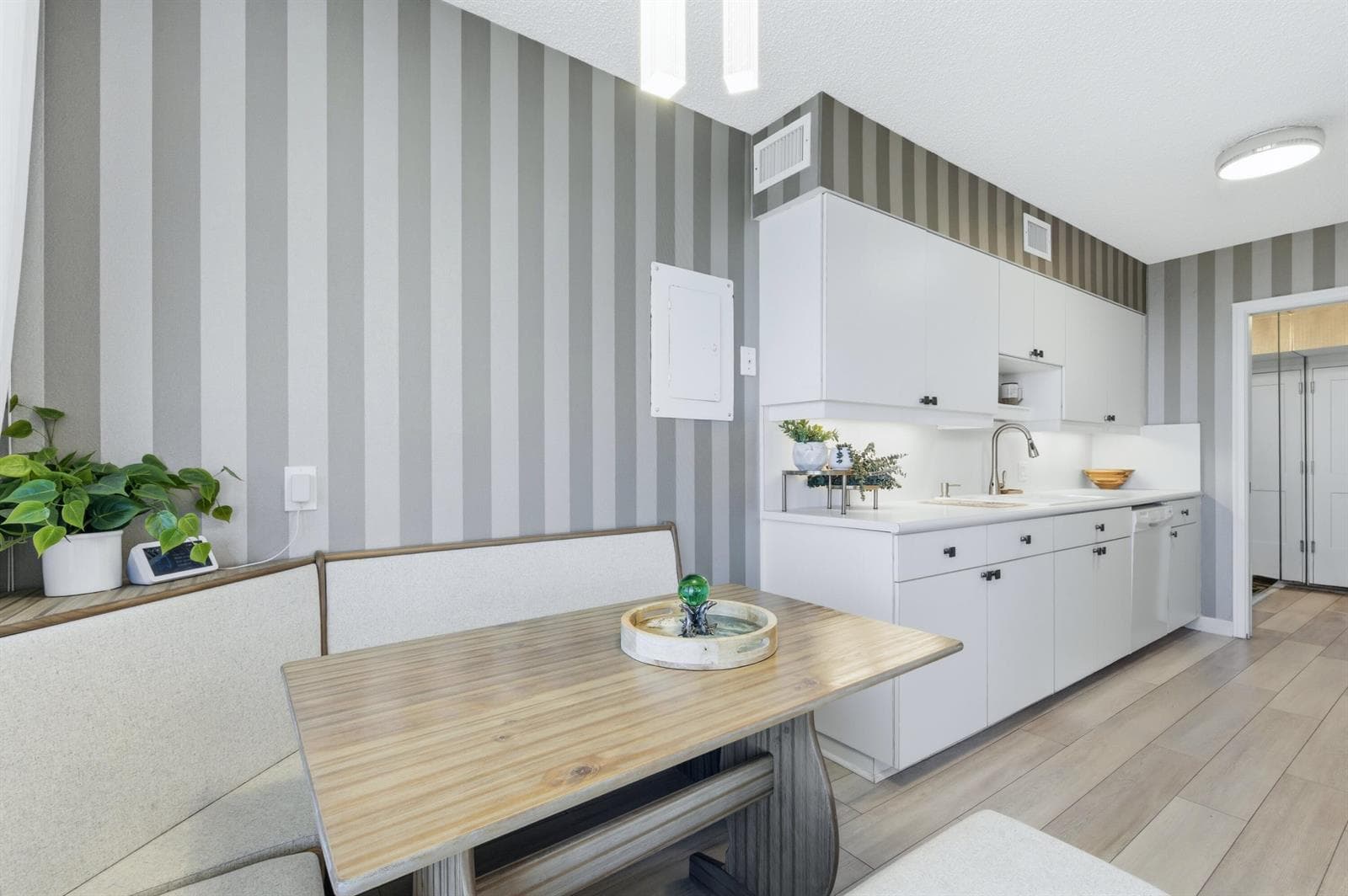 3400 N Ocean Drive 1207 photo 11