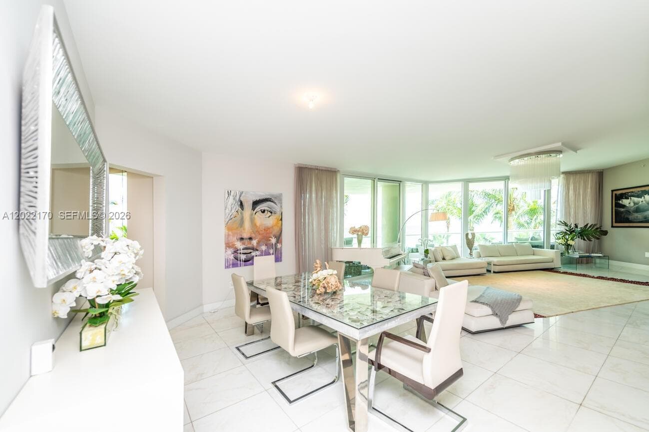 16051 Collins Ave 404 photo 2