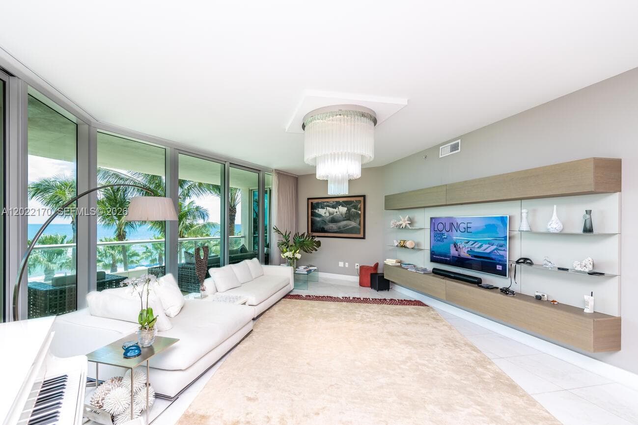 16051 Collins Ave 404 photo 5