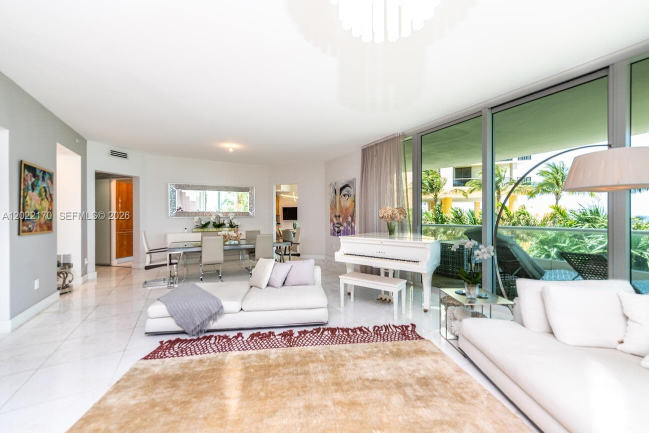 16051 Collins Ave 404 photo 10