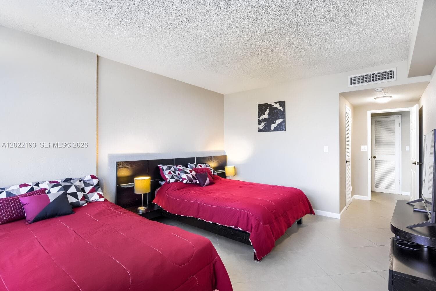 2501 Ocean Dr 1129 photo 9