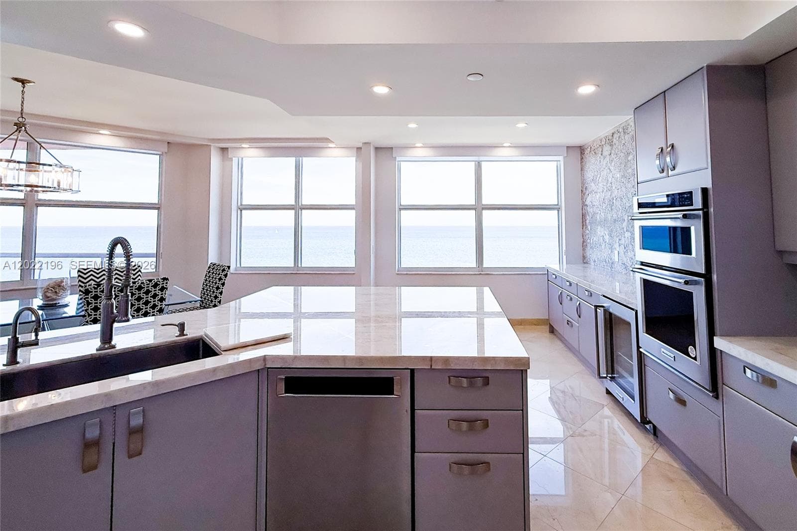 2100 Ocean Blvd 19B photo 6