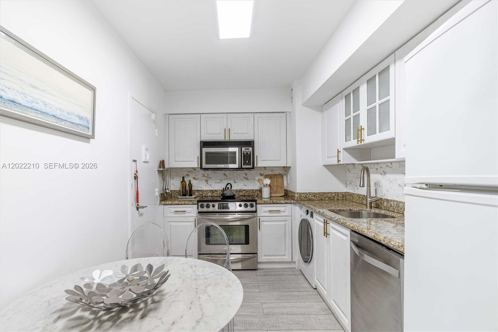 9195 Collins Ave 1104 photo 23