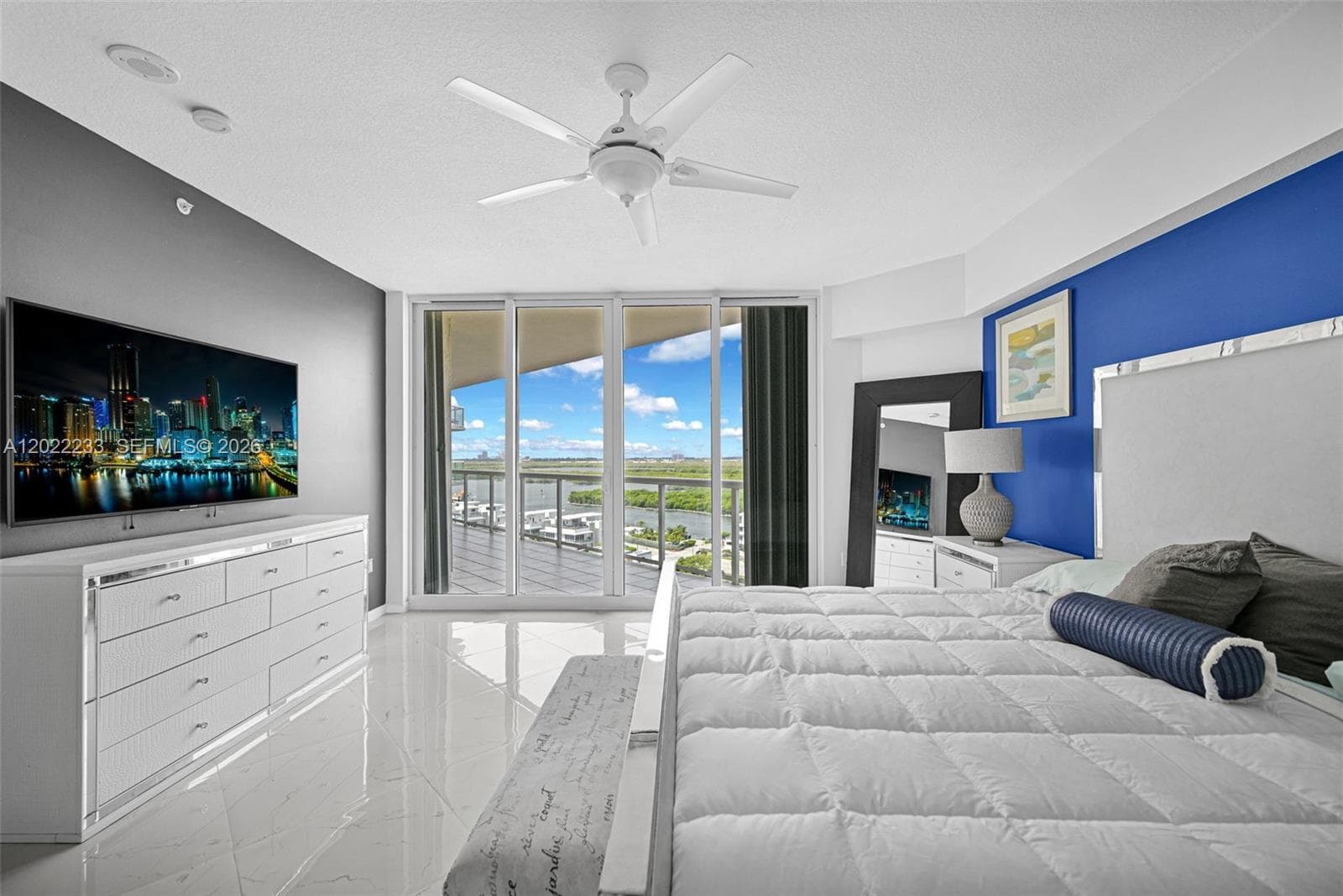 6001 Ocean Dr 1203 photo 17