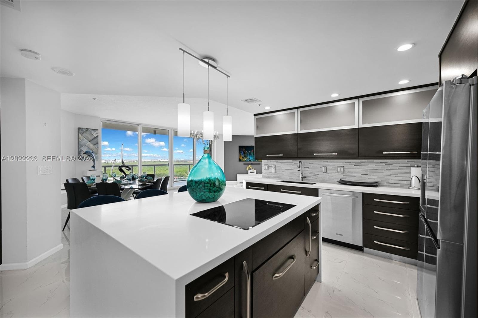 6001 Ocean Dr 1203 photo 8