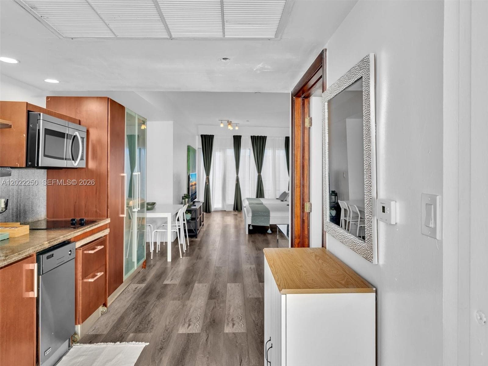 1052 Ocean Dr C203 photo 6