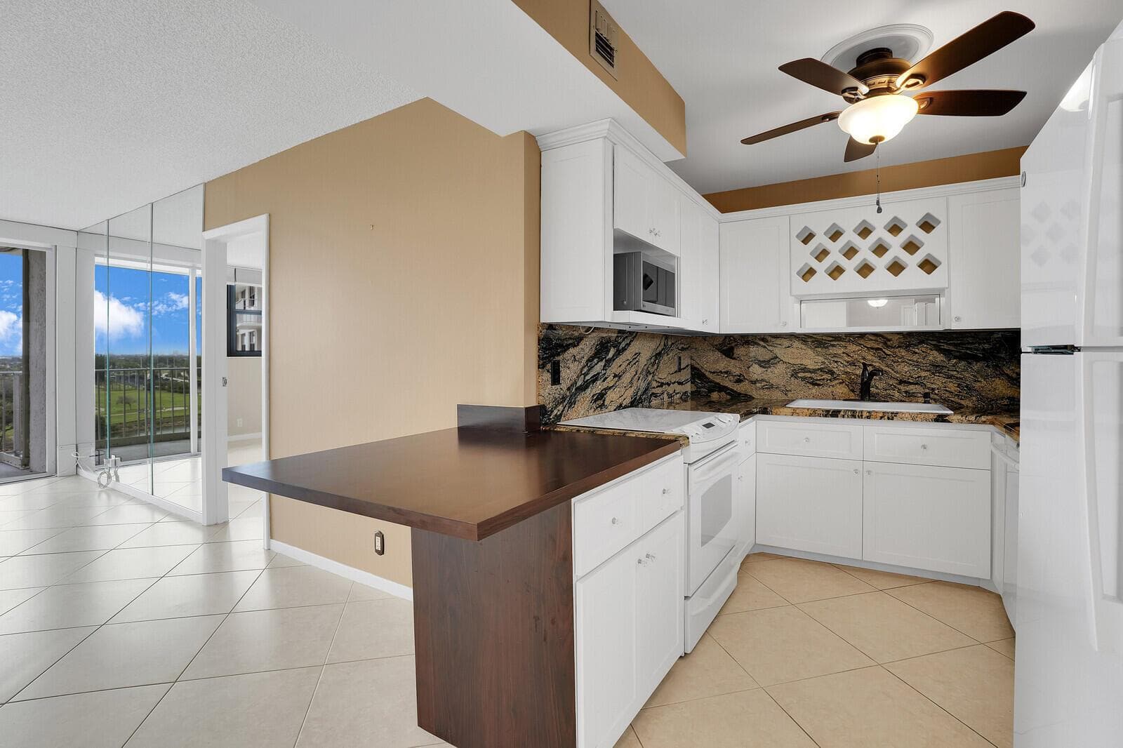 336 Golfview Road 1115 photo 13