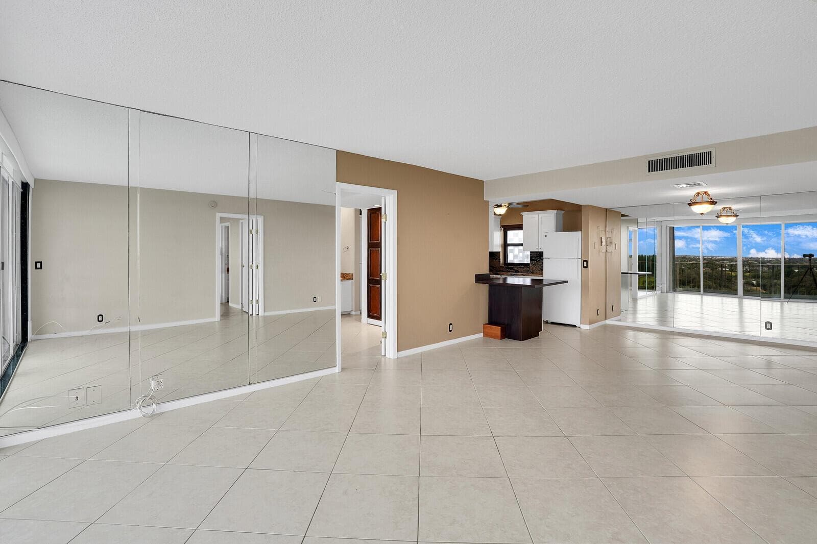 336 Golfview Road 1115 photo 9