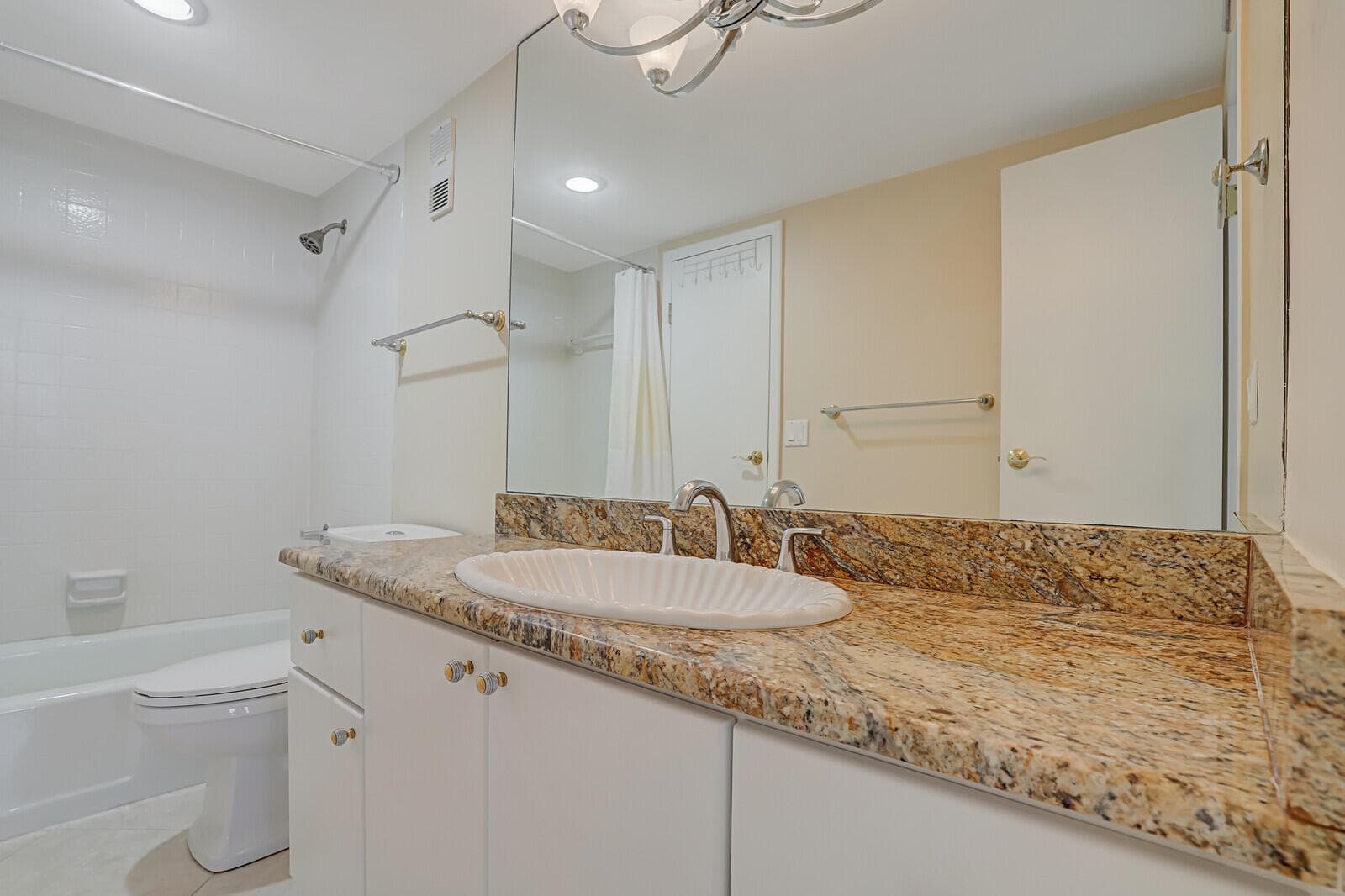 336 Golfview Road 1115 photo 24