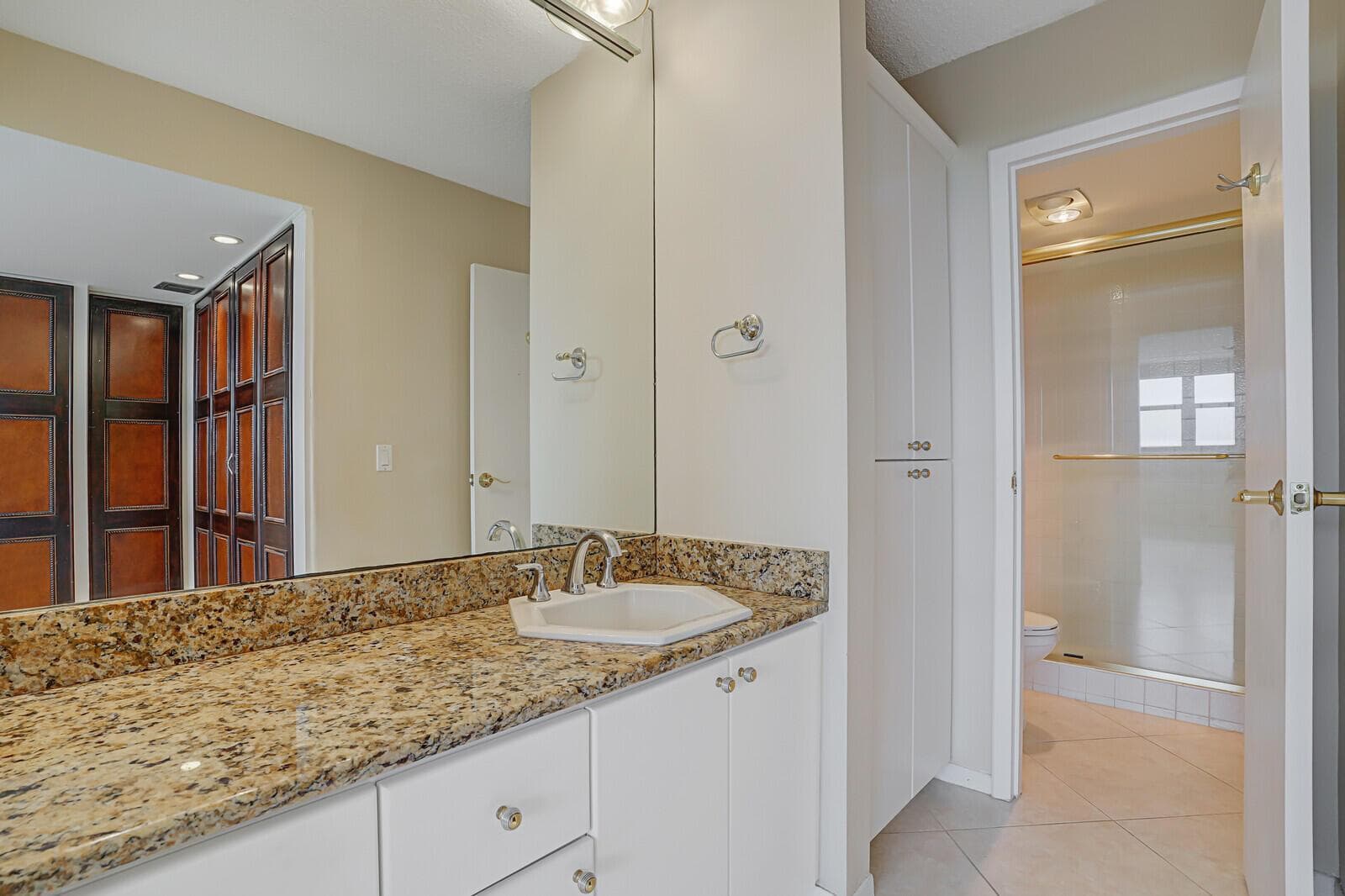 336 Golfview Road 1115 photo 19
